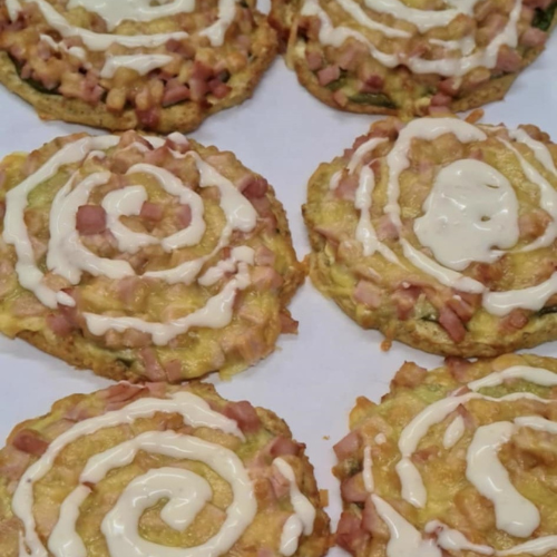 Carnivore ham pizza