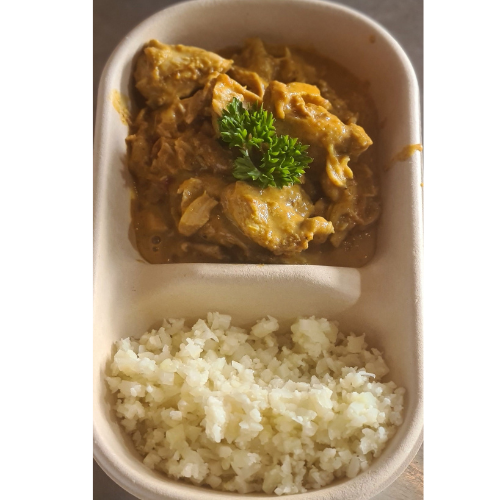 Satay chicken curry with cauli rice